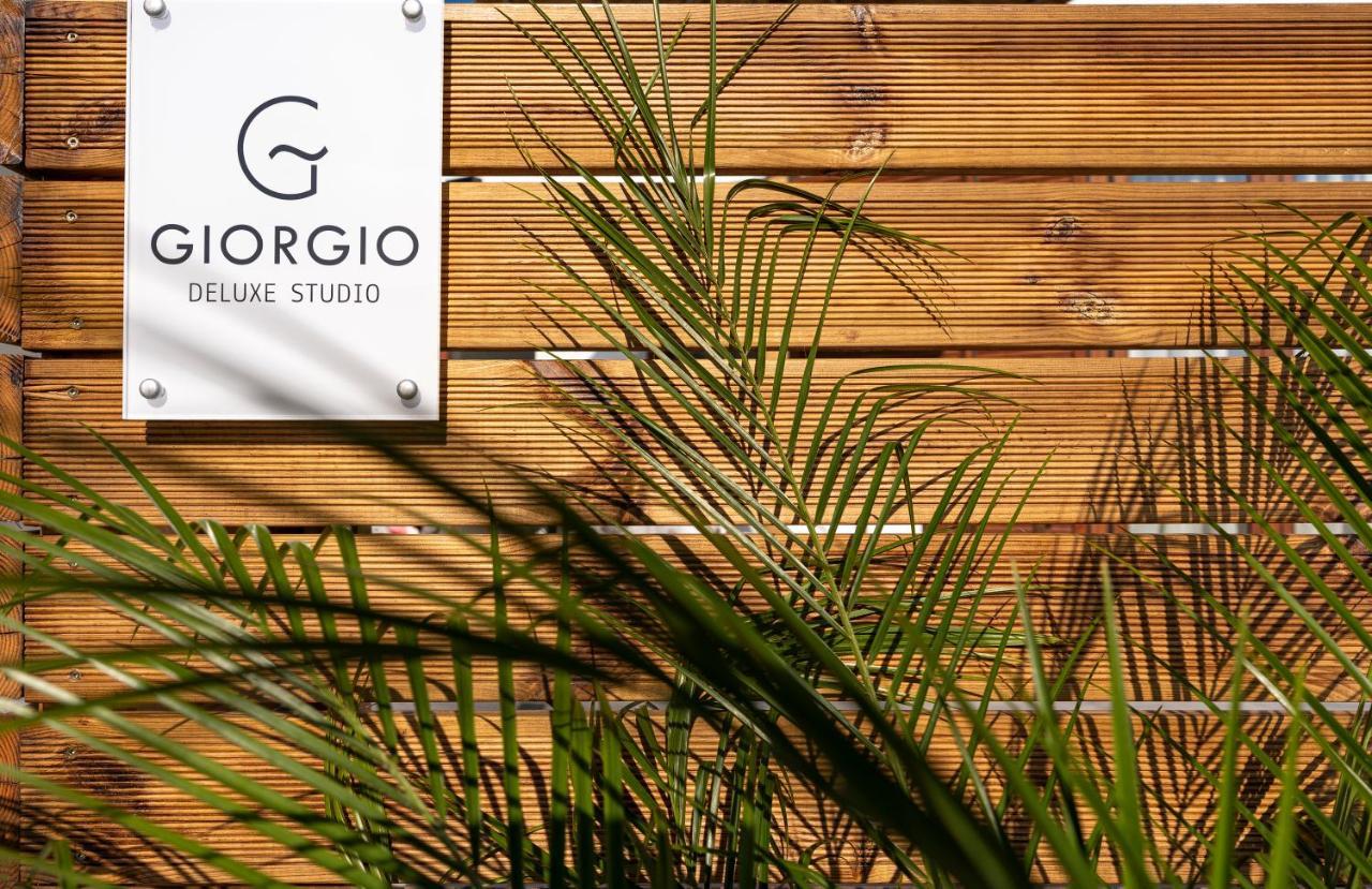 Giorgio Deluxe Studio Kattavía 外观 照片